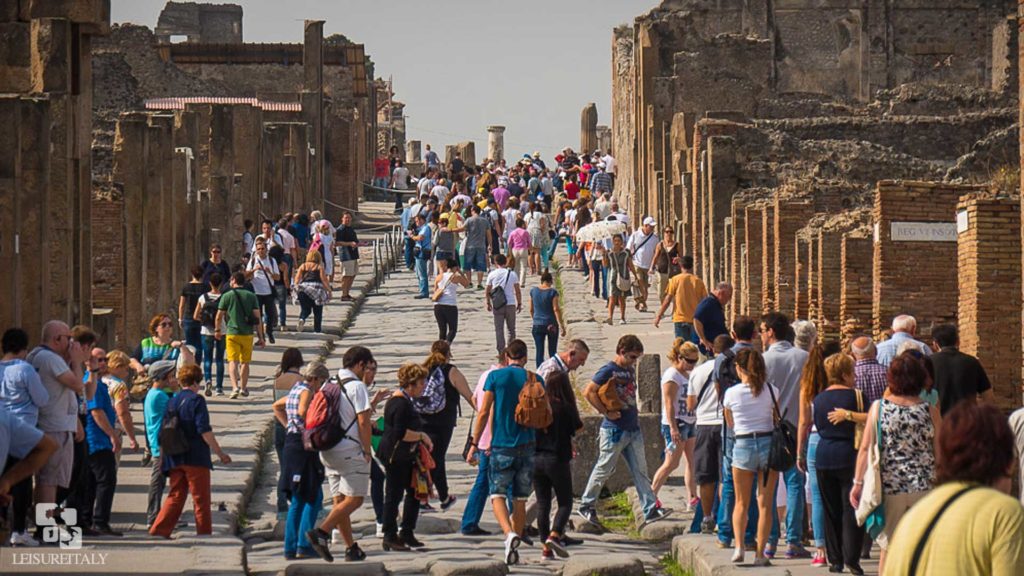 The Best Time To Visit Pompeii And Herculaneum - Leisure Italy